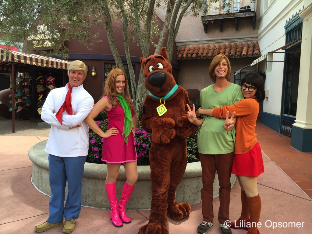 Scooby Doo and gang - The Unofficial Guides