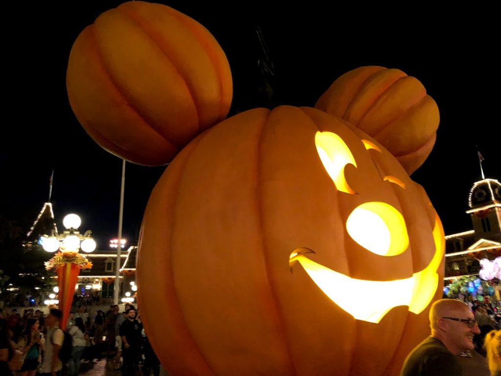 Disneyland Park 2019 Halloween Time giant mickey mouse pumpkin decor