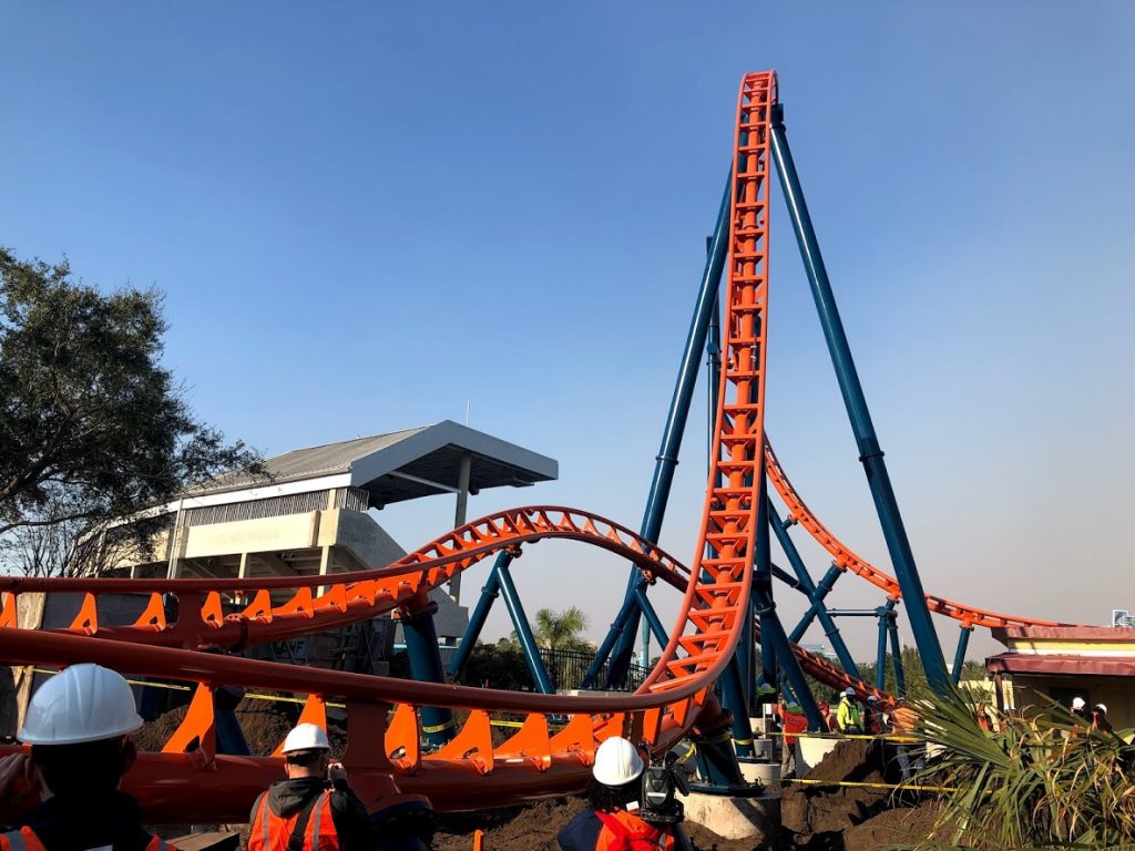 Video Construction Tour of SeaWorld Orlando's Ice Breaker Roller Coaster