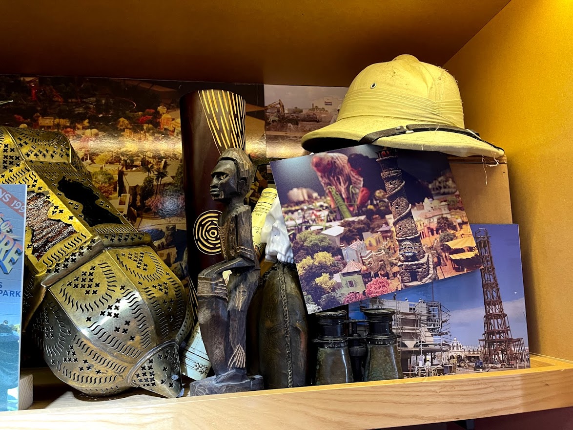 Citywalk Orlando S Universal Studios Store Goes Retro Citywalk Orlando S Universal Studios Store Goes Retro