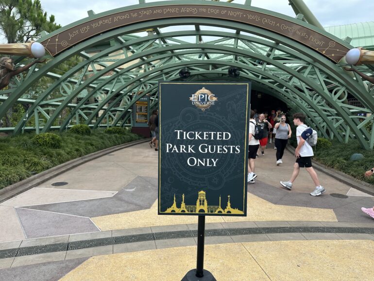 9 Tips for Level 99 at Disney Springs
