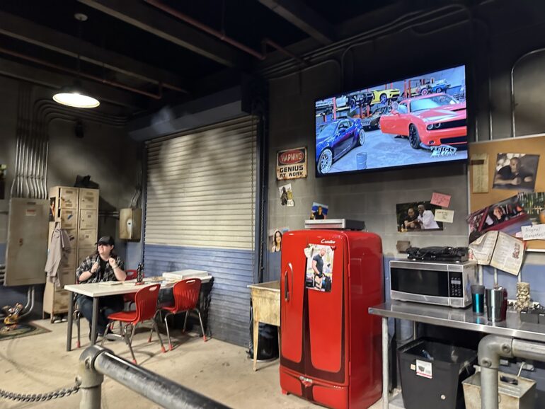 Bar Helios at Universal Orlando